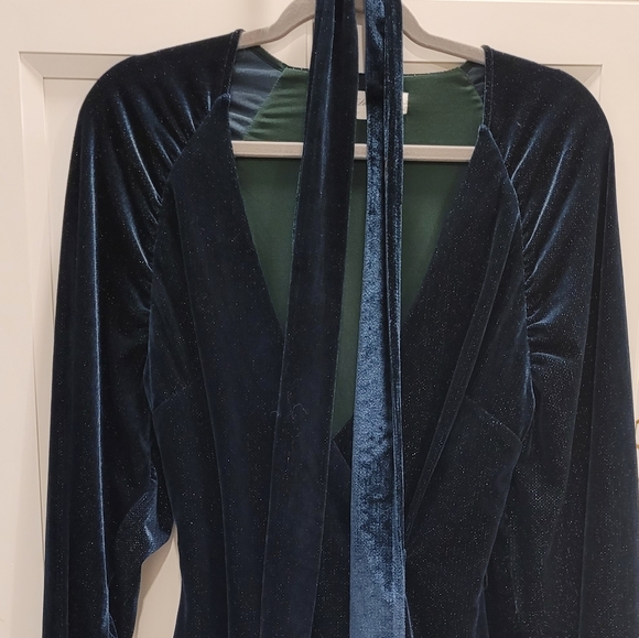 Lovers & Friends Addilyn Wrap Dress - Picture 8 of 11